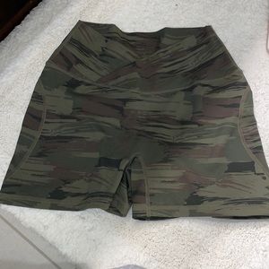Camo surface power short